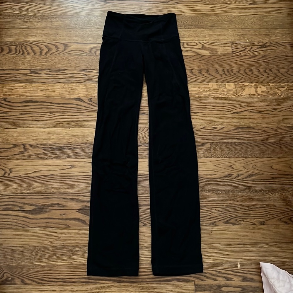Women’s Athleta flare leggings